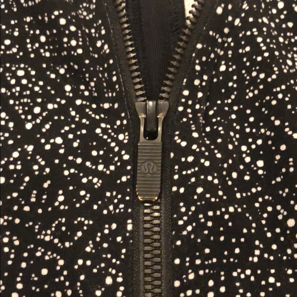 LULULEMON jacket - Picture 4 of 6
